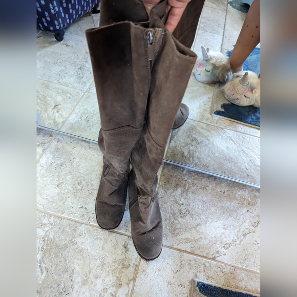 Distressed Lace Up Back Over-the-Knee Boots (Wide Width & Wide Calf) - Picture 3 of 4